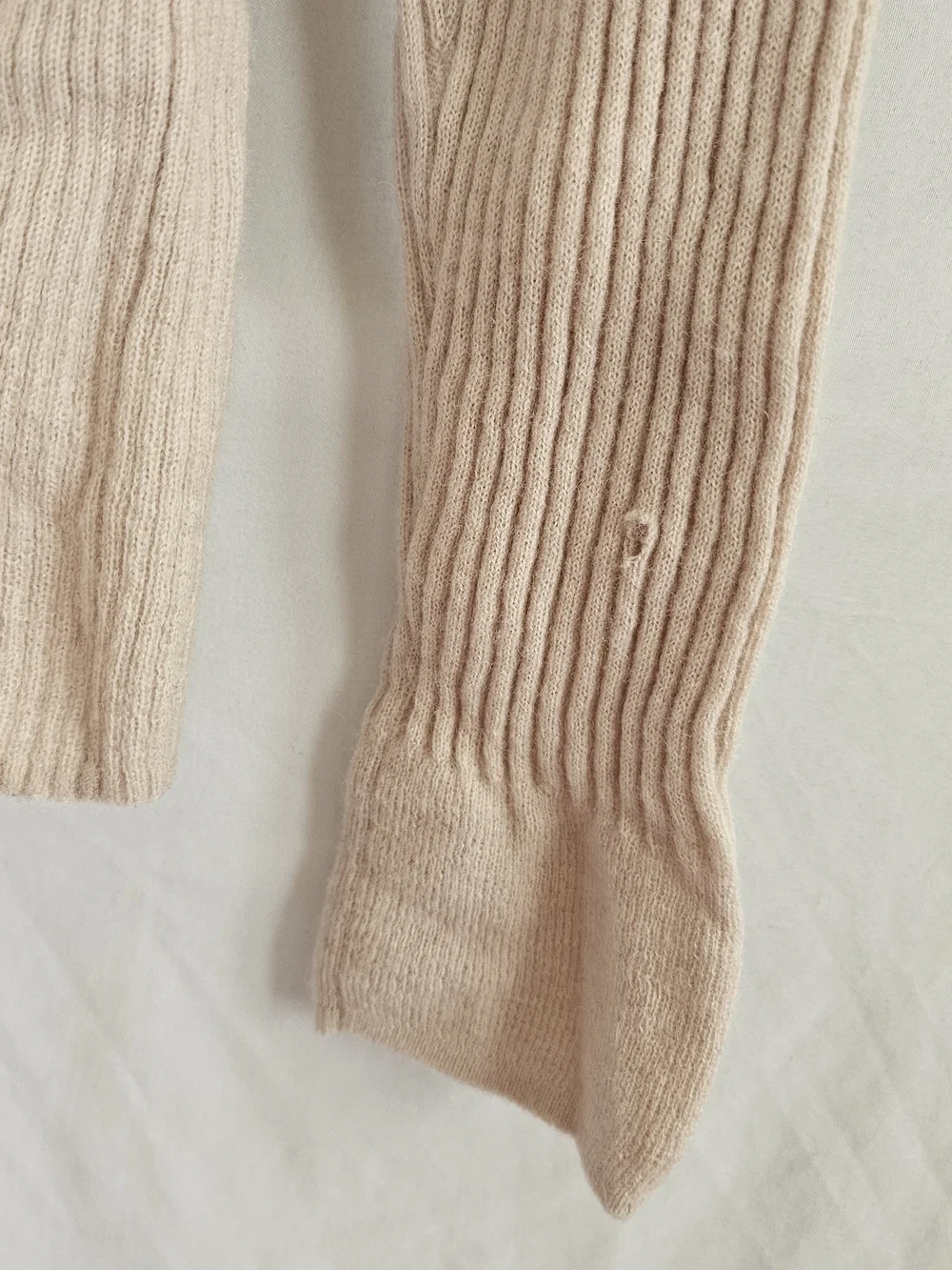 Reiss Ribbed V-Neck Sweater Womens L Beige Wool Alpaca Blend Minimalist Office